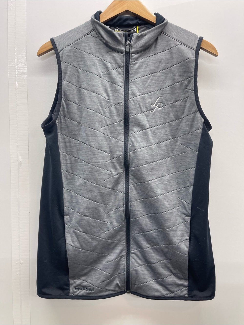 Under Armour Black and Gray Quilted Zip Up Athletic Vest